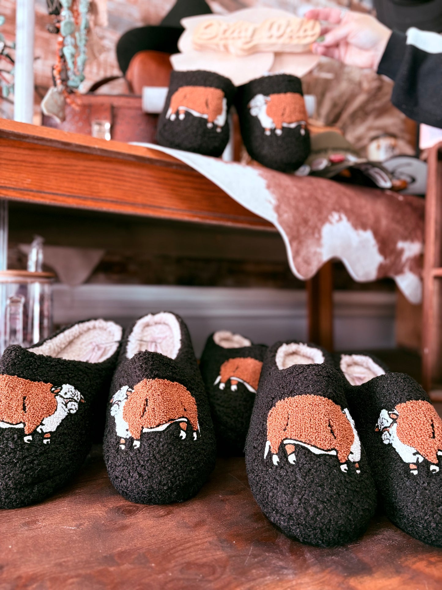SLICK SLIPPERZ