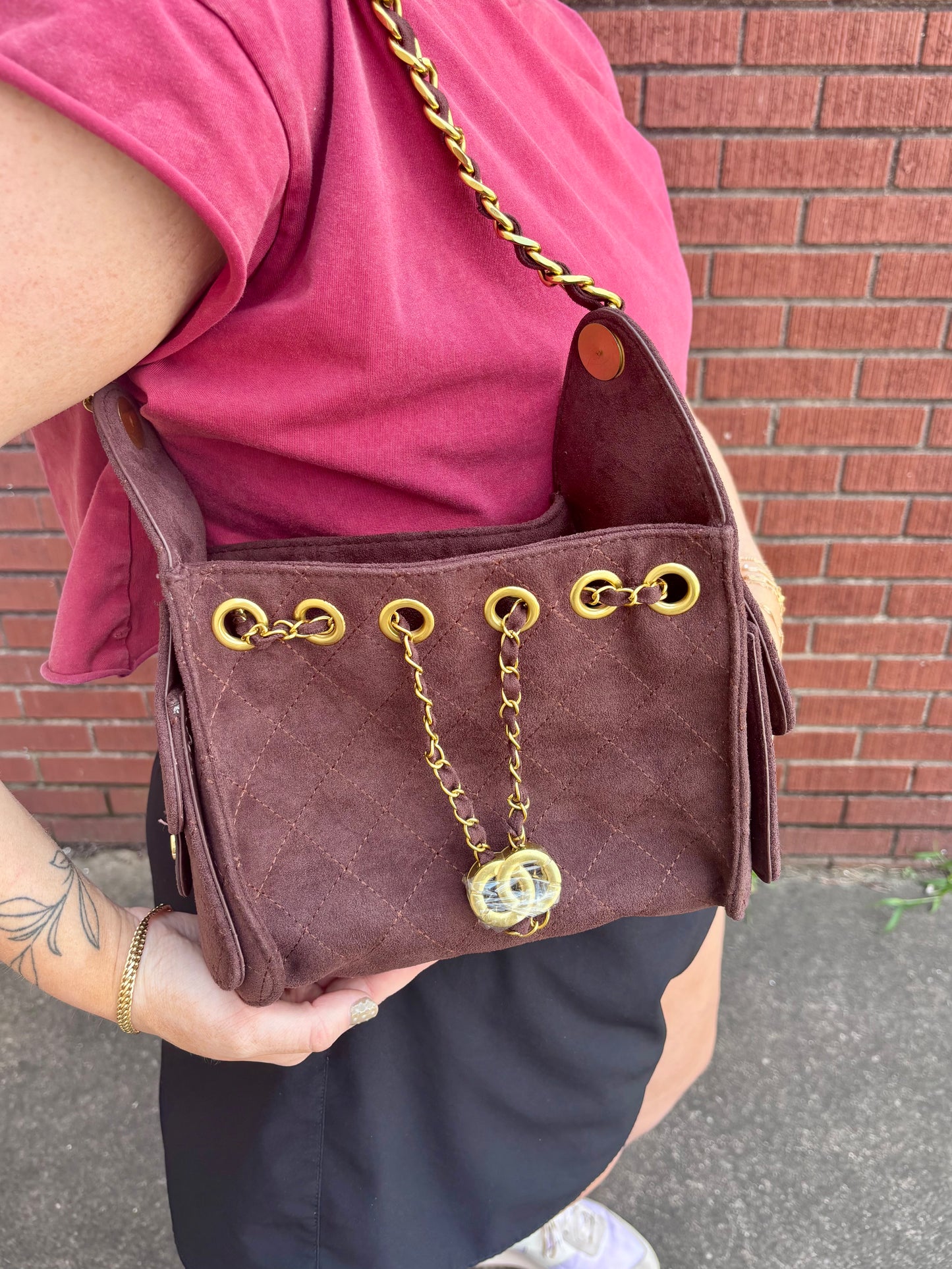 VELVET OUTLAW SHOULDER BAG