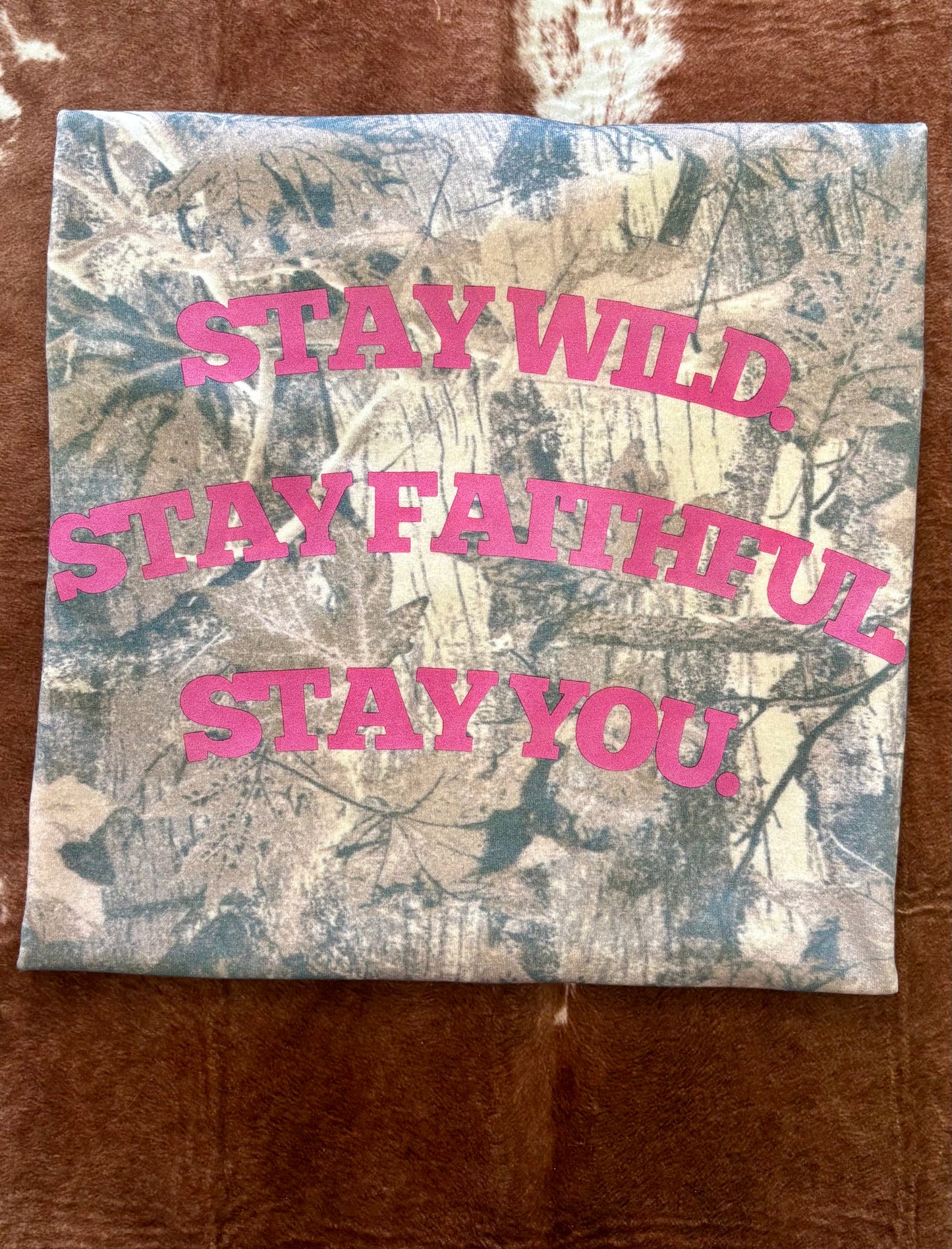 STAY WILD CAMO TEE