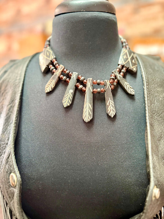 ARROW RIDGE NECKLACE
