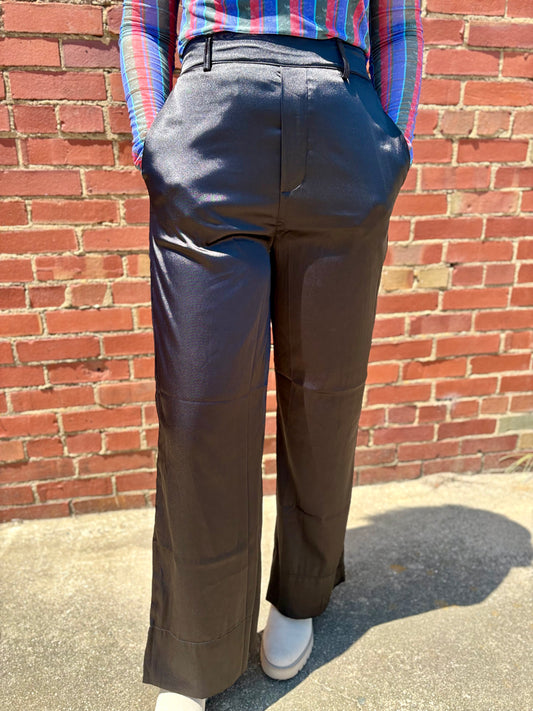 WIDE-LEG SATIN PANTS