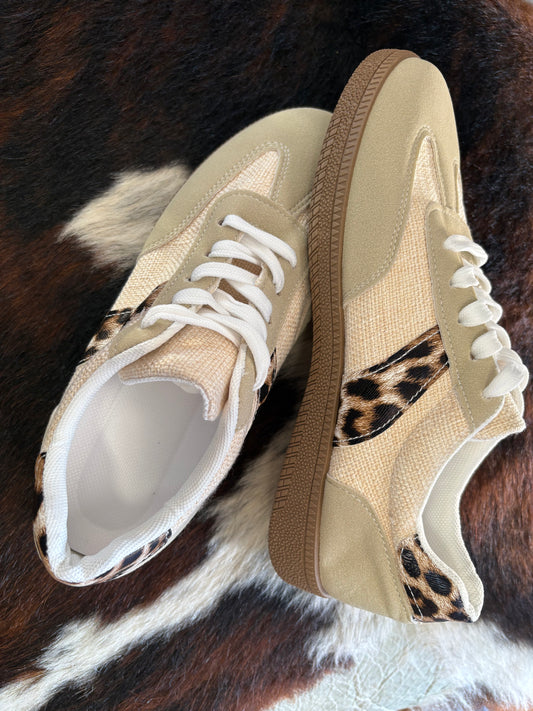 Savannah Stride Sneakers